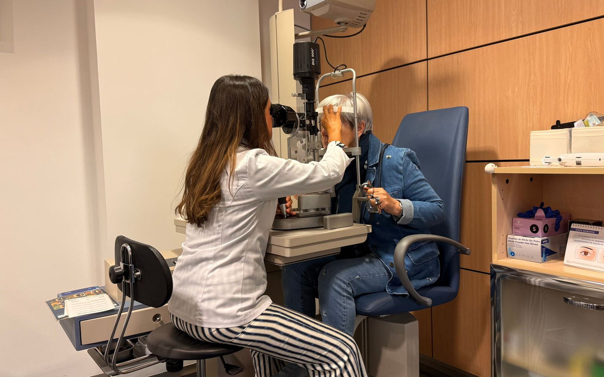 Equipamento utilizado em cirurgia refrativa